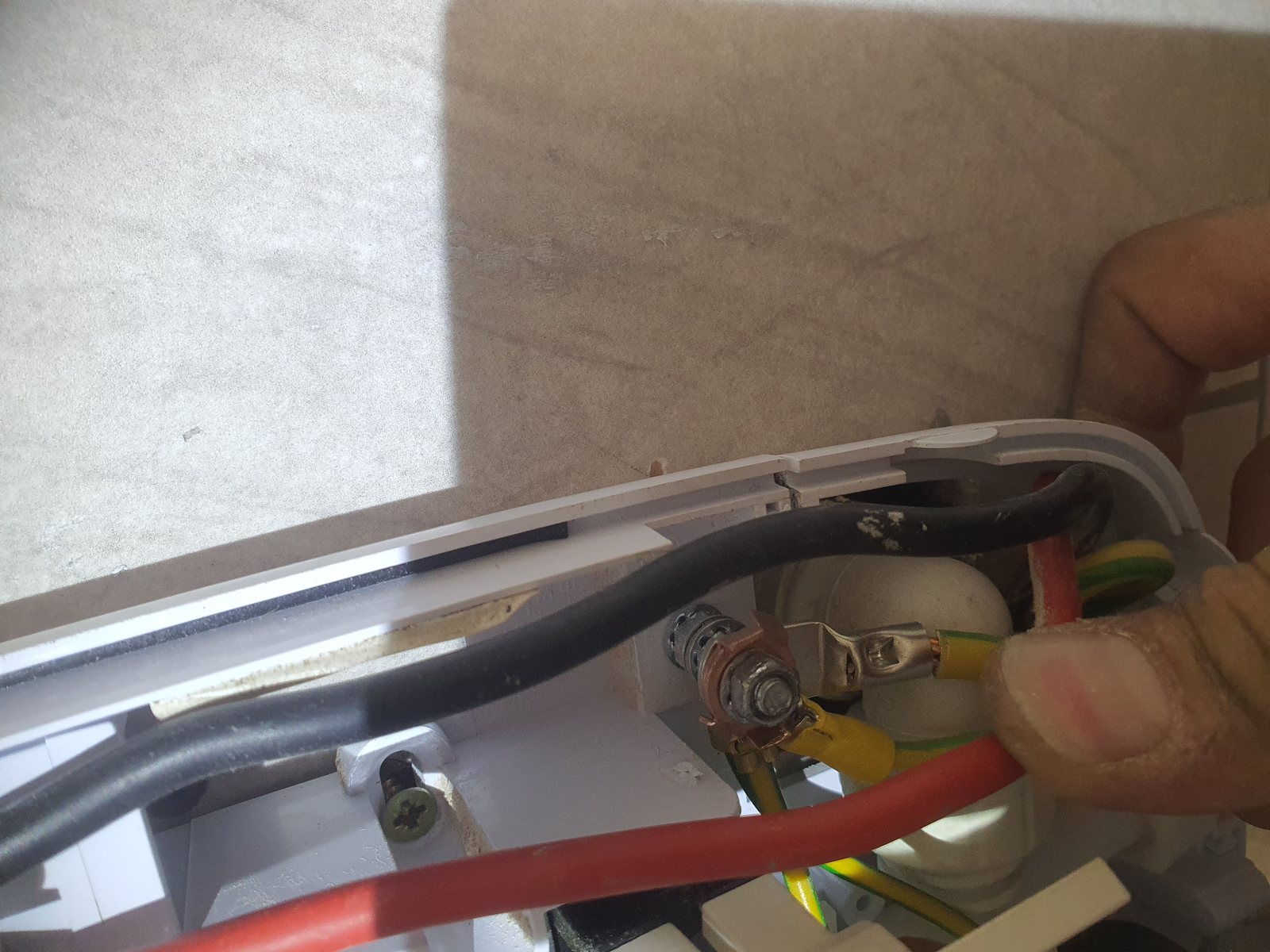 Sparking Socket: Causes, Risks and When to Call an Electrician